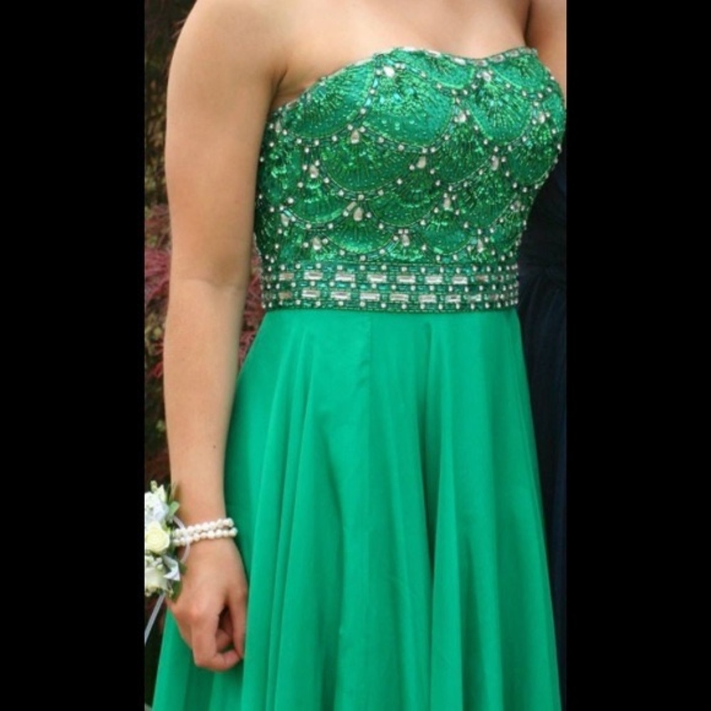 Sherri Hill Long Prom Dress